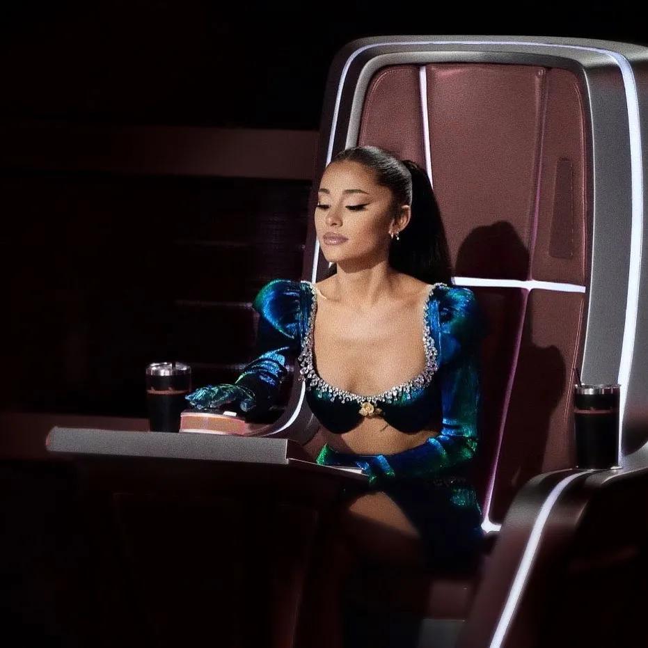 arianagrande被曝抄袭剽窃,arianagrande仿衣