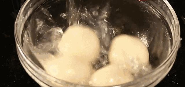 汤圆自制简单小吃,汤圆最简单的做法不用烤箱