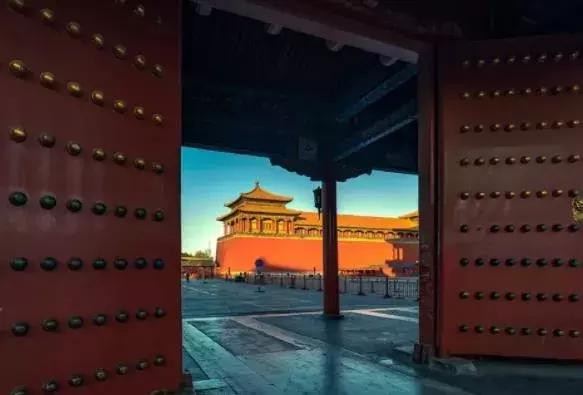 国庆节5句爱国名言警句,国庆节应该发什么关于爱国的句子