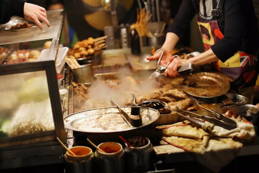 澳门旅游哪种交通工具最便宜,去澳门穷游一万块够不够