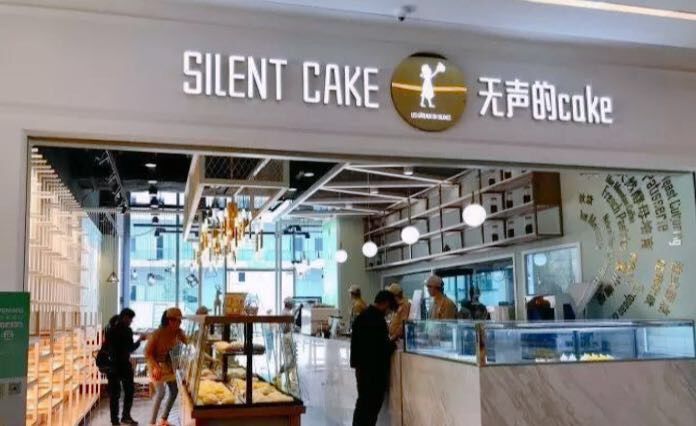 这个车行洗车速度慢10多分钟，但来过的客人都成了回头客