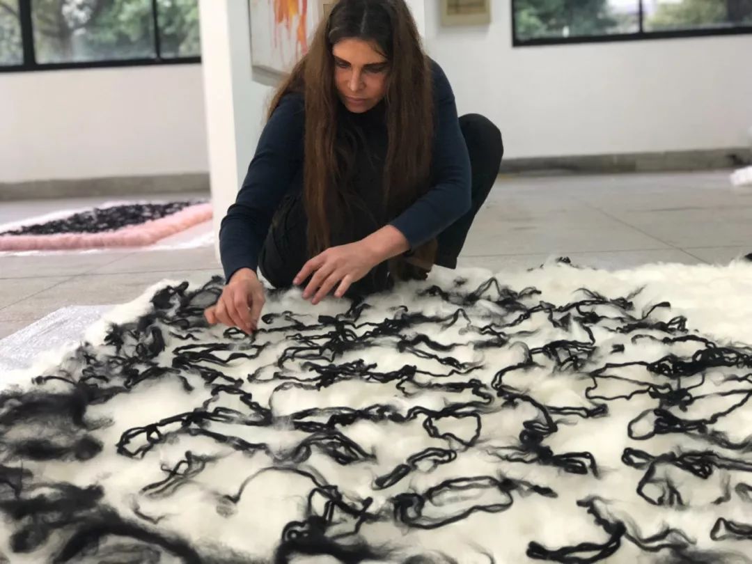 中国产的羊绒衫在俄罗斯卖多少钱,中国阿玛尼衣服代工厂