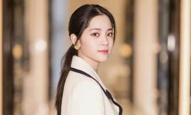 女性长时间穿胸罩的危害,女生长期穿内裤的危害