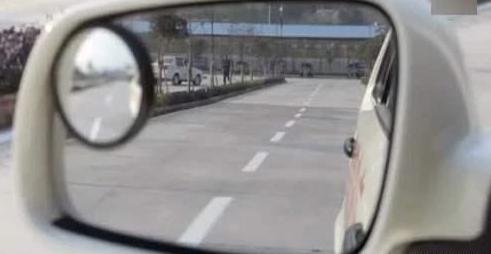 科二倒车入库需要记住的方法技巧,科二倒车入库最简单的方法讲解