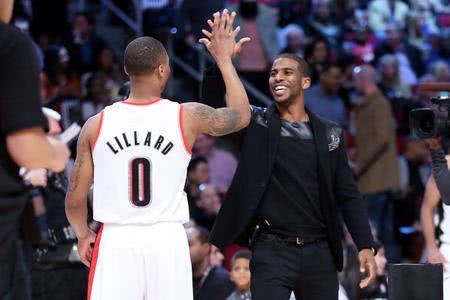 保罗回忆首次领到工资:买了只表都看不清几点,因为上面全是钻石