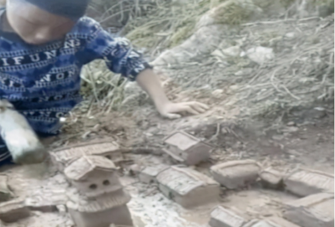 8岁男孩不喜欢写字和看书,8岁的男孩子贪玩不写作业怎么办