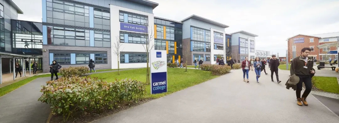 利物浦大学足球专家,利物浦大学足球专业学费