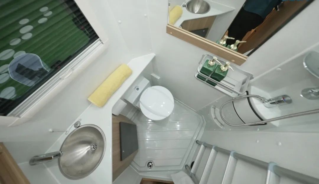 新吉奥云游,新吉奥云游房车和宽大房车