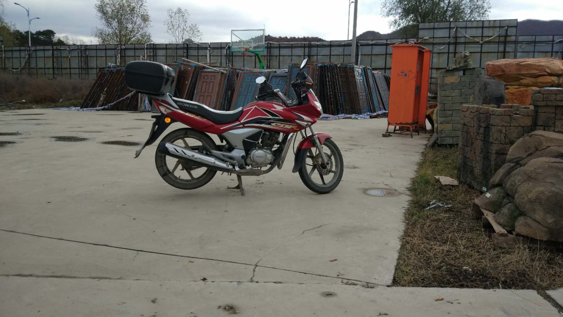 摩托车让我们红尘作伴,摩托车带来的自由感