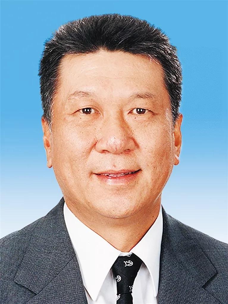 澳门四大家族,出了两位最高行政长官,一位受到毛主席亲自接见