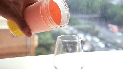 摩飞便携榨汁机的使用方法,摩飞榨汁机小型便携怎么榨汁