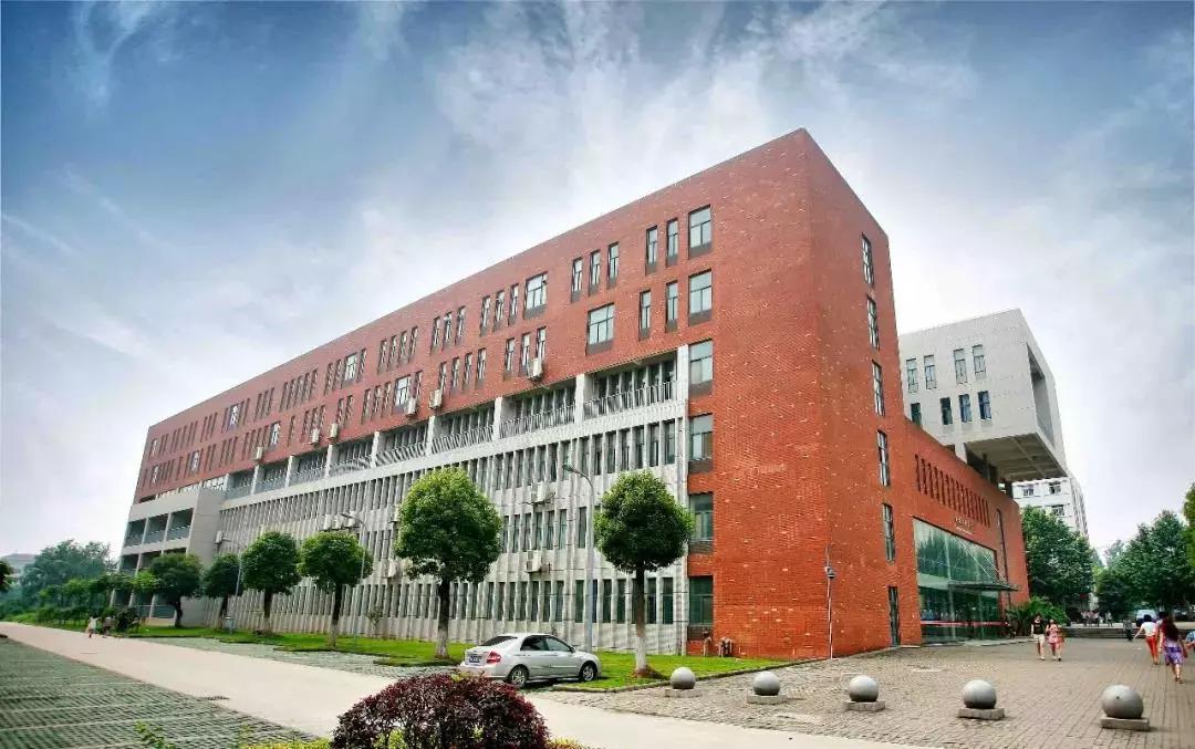武汉科技大学城市学院报名时间,武汉科技大学城市学院的办学条件
