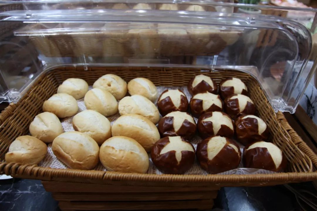 北京西国贸大酒店亚洲美食节自助晚餐139元1大1小，.上百种类菜品