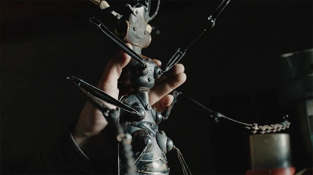 惊了！他靠卖垃圾赚了195万，还在法国买了一套房！