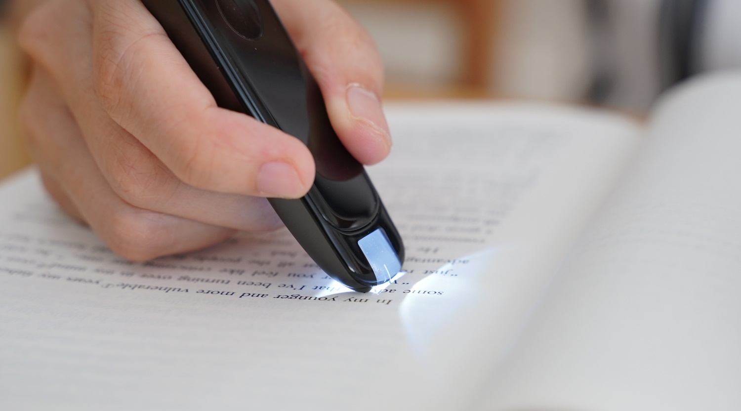 网易有道词典笔2.0体验:不到800块就请了个终身“外教”