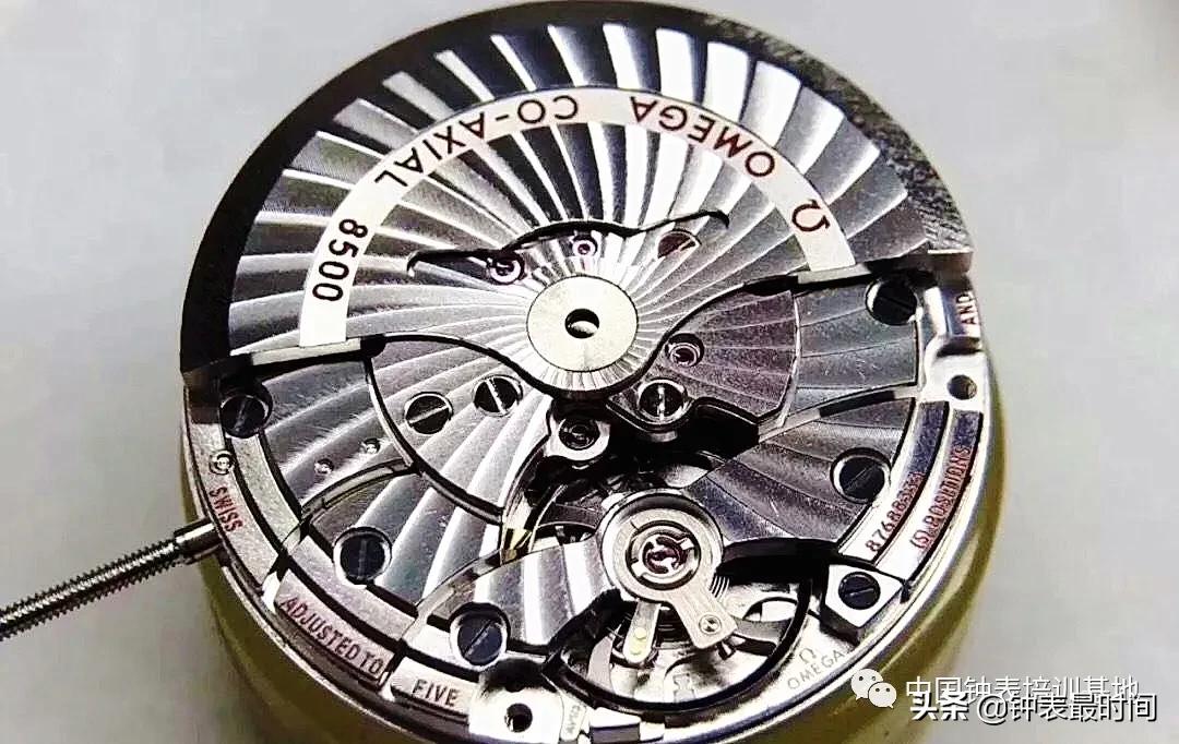 鉴定真力时手表真假,如何鉴定一款手表的真假