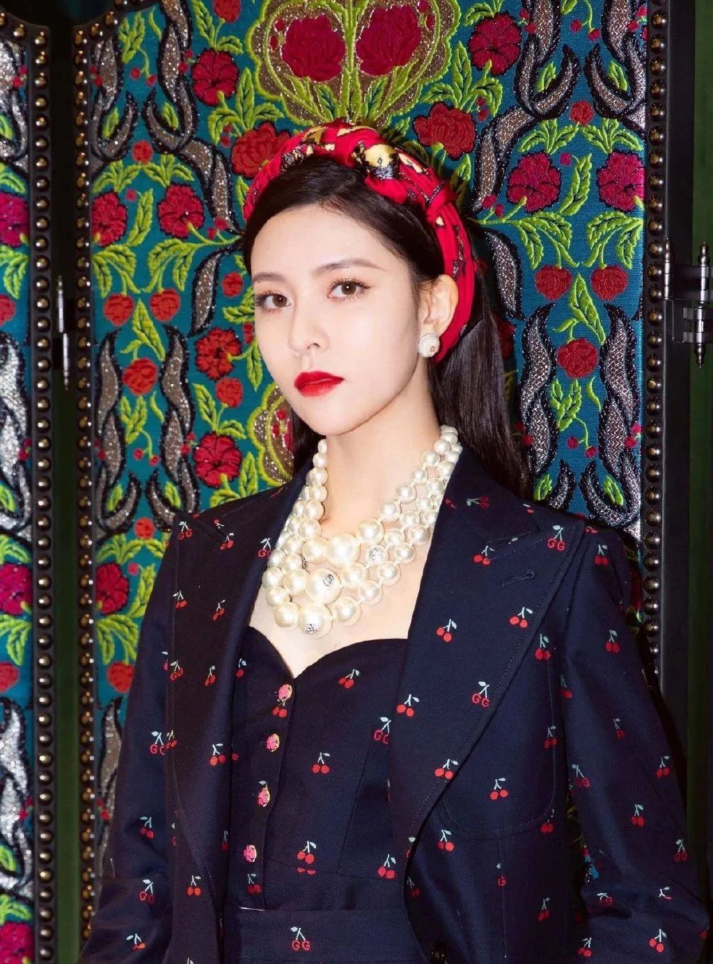 宋妍霏欧阳娜娜都爱的潮牌,欧阳娜娜宋妍霏邓紫棋