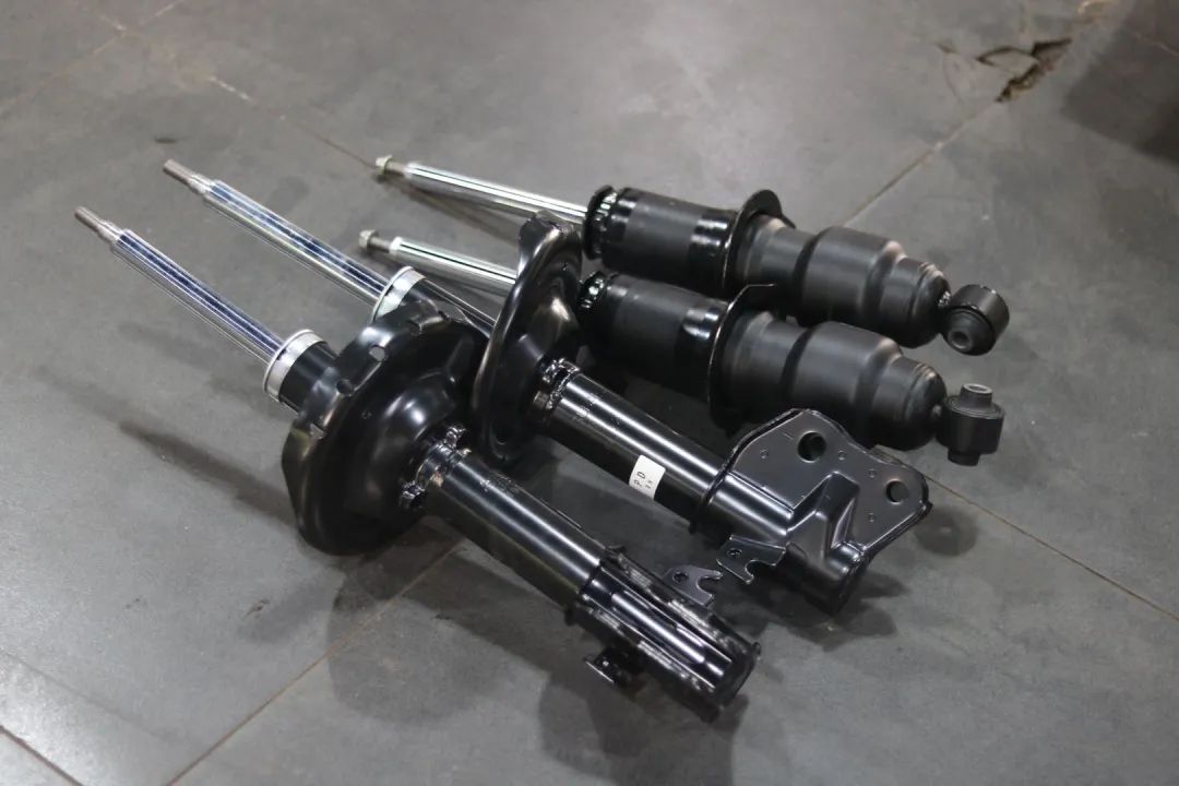 深度试驾老款斯巴鲁森林人,09斯巴鲁森林人2.0大修全过程