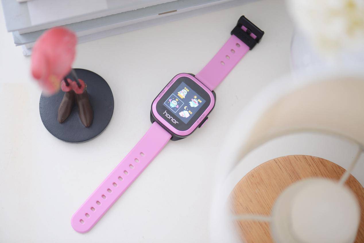 荣耀儿童手表2和小天才q2哪个好用,荣耀小k2儿童手表是全网通的吗