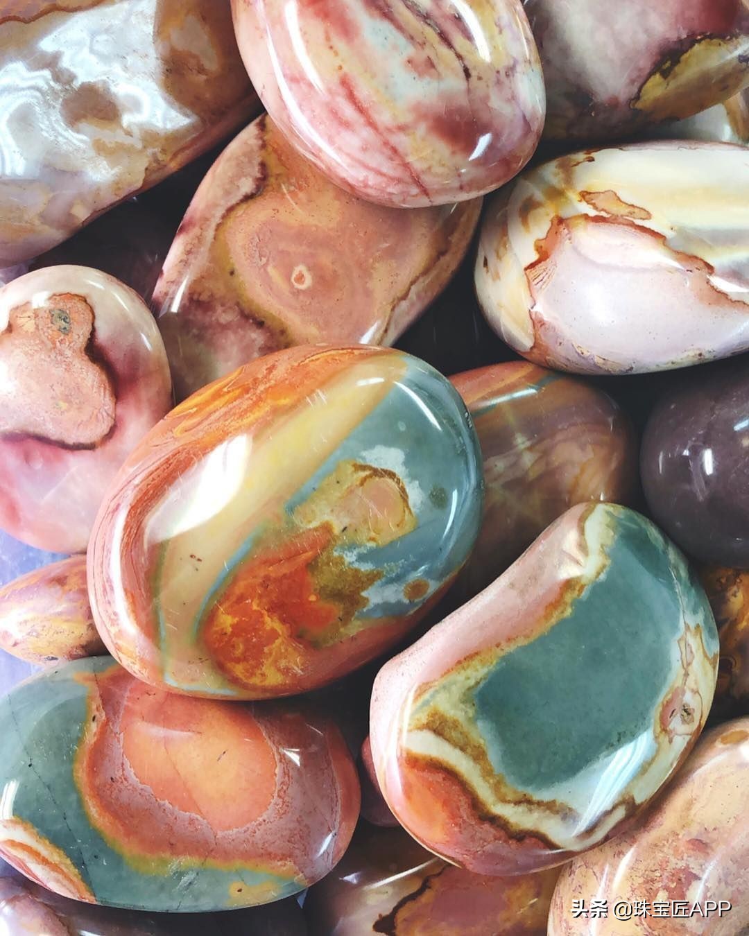 碧玉的颜色你能分清几种呢,碧玉各个颜色的区别