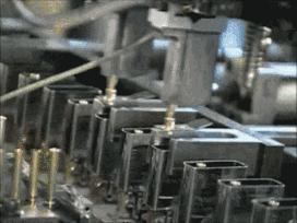 zippo打火机制造全过程,男生喜欢什么样的zippo打火机