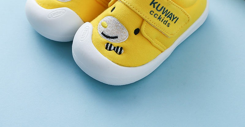 儿童鞋子怎么买才合脚,小孩鞋子怎样才算合脚