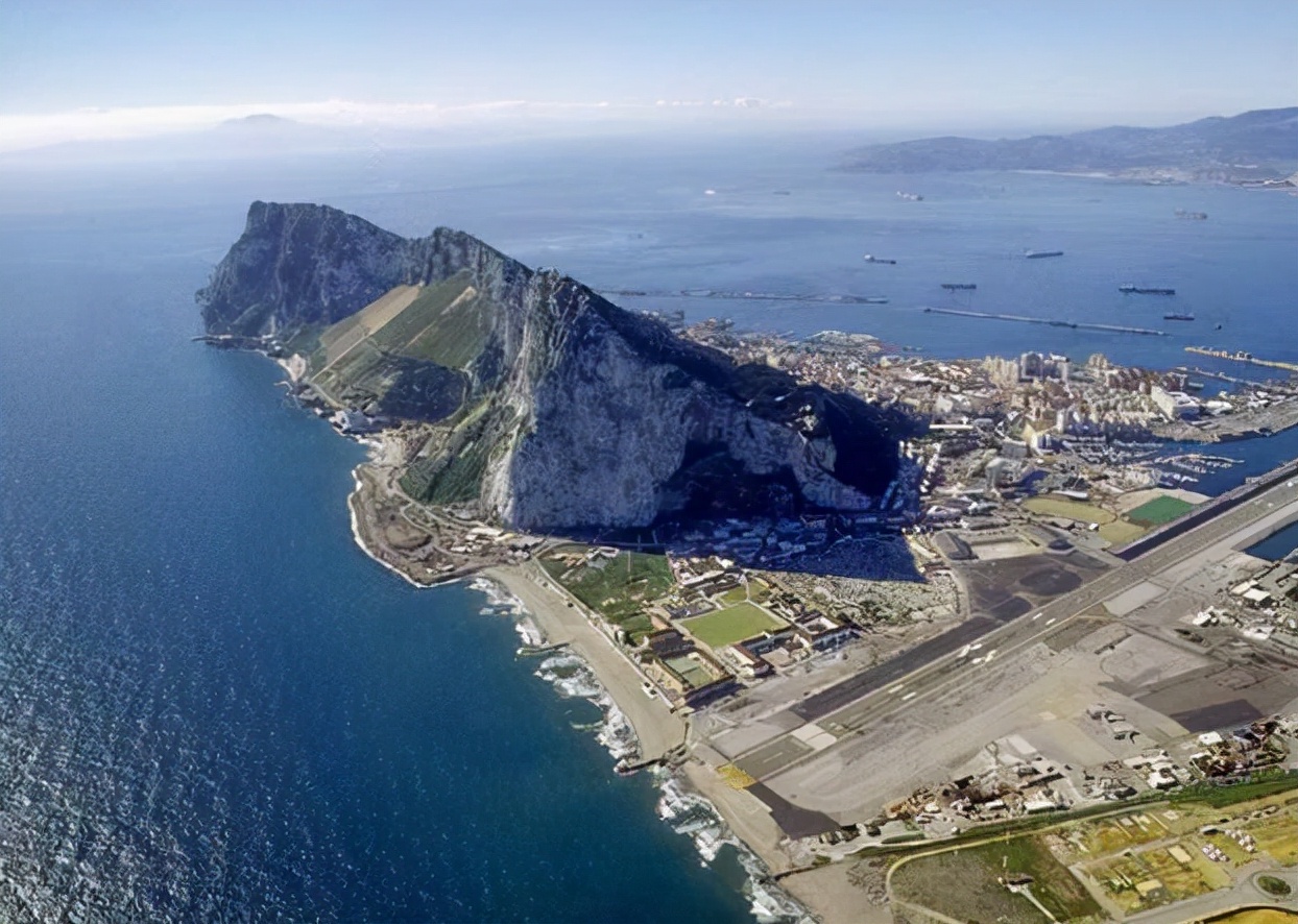 法国国土面积和中国哪个省差不多,法国的面积相当于中国哪个省