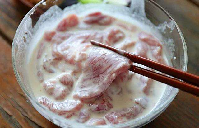 淀粉和生粉一样吗可以做什么菜,淀粉和生粉分别是怎么做的