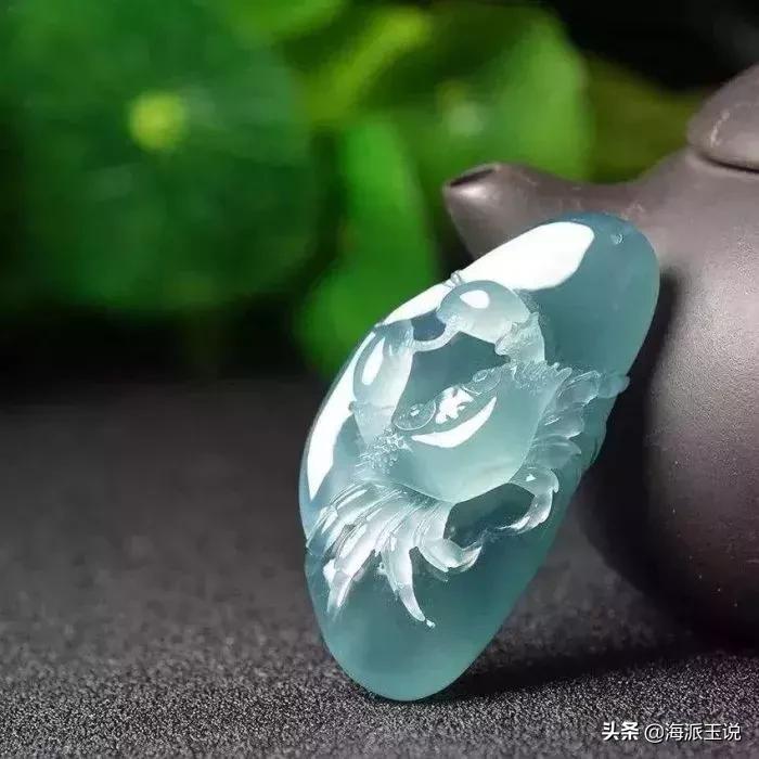 翡翠坏了怎么快速修复,翡翠吊坠碎了怎么修复