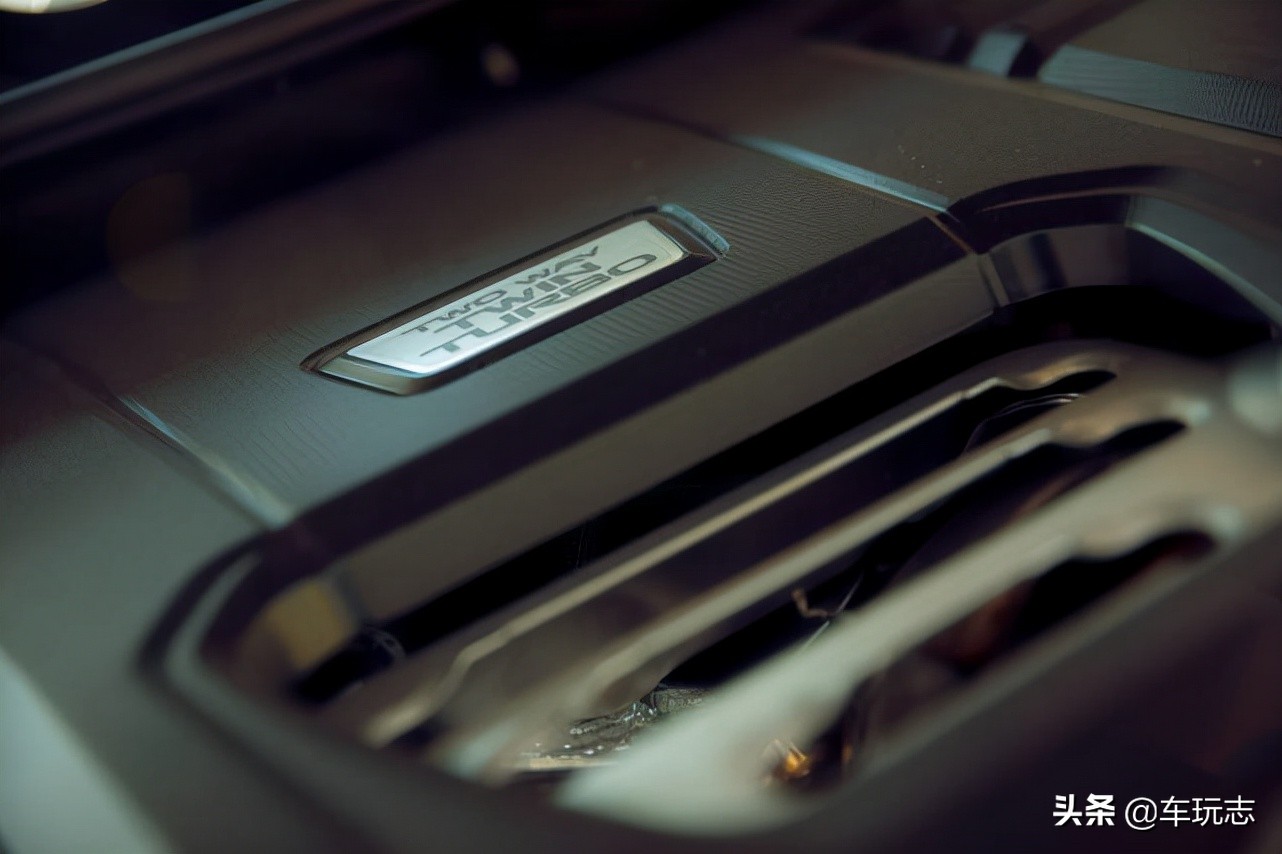 丰田陆地巡洋舰lc3002023最新款,2022款丰田陆地巡洋舰300