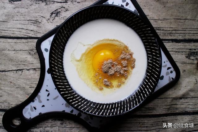 香椿炒鸡蛋正确做法先别着急下锅,香椿炒鸡蛋简单易学你会了吗