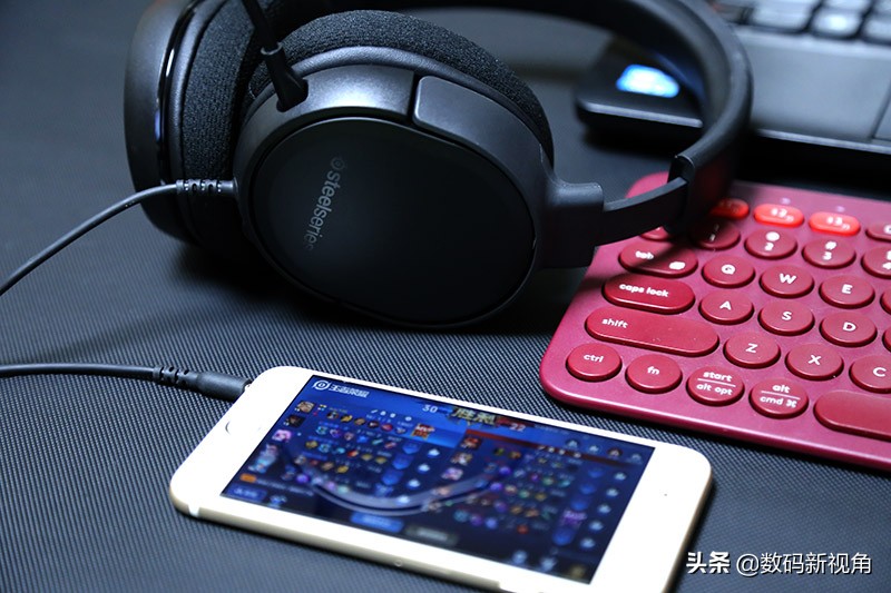 头戴式电竞耳机推荐高性价比,头戴式电竞耳机兼顾平常使用