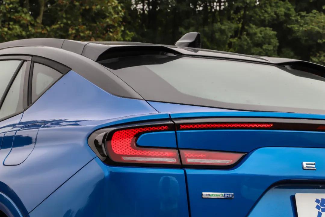 福特evos混合动力,福特evos屏幕演示