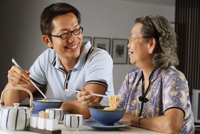 儿子是妈妈的小情人语录,儿子是妈妈的小情人这比喻对吗