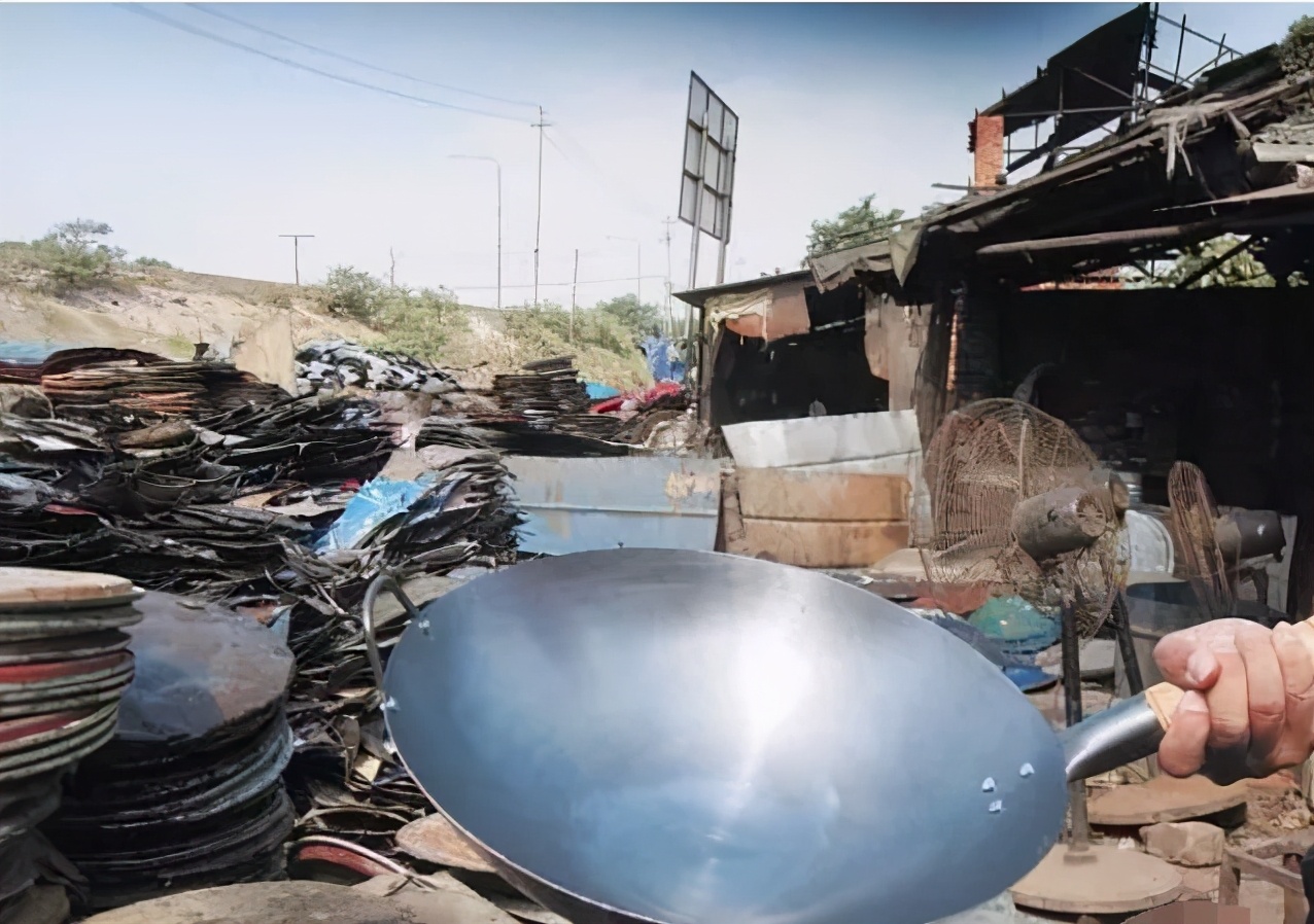 废旧化学铁桶制作的铁锅危害,废油桶压制出来的铁锅的危害