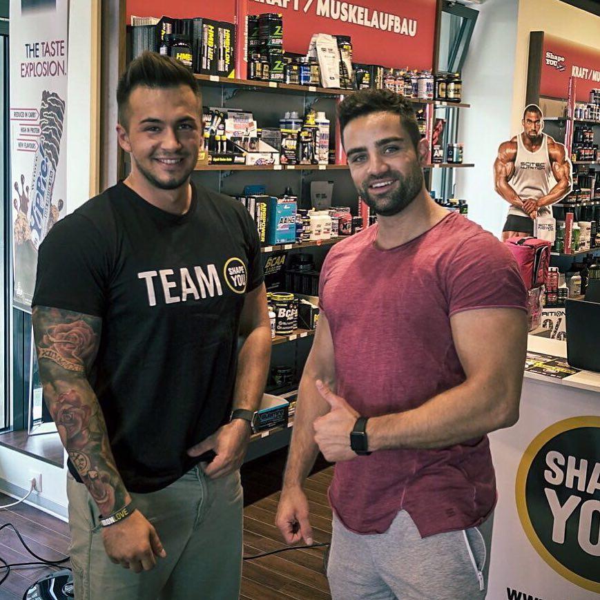 想要把肩练宽,想要肩变大怎么练