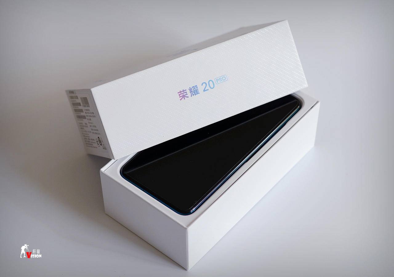 荣耀20pro评测视频,荣耀20与荣耀20pro深度评测