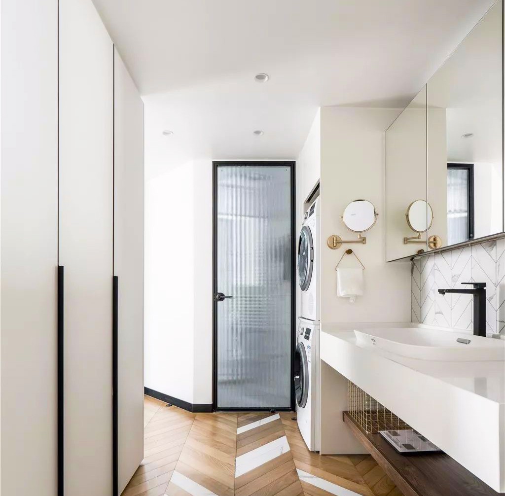 网红玻璃门推荐,网上爆火的黑框玻璃门