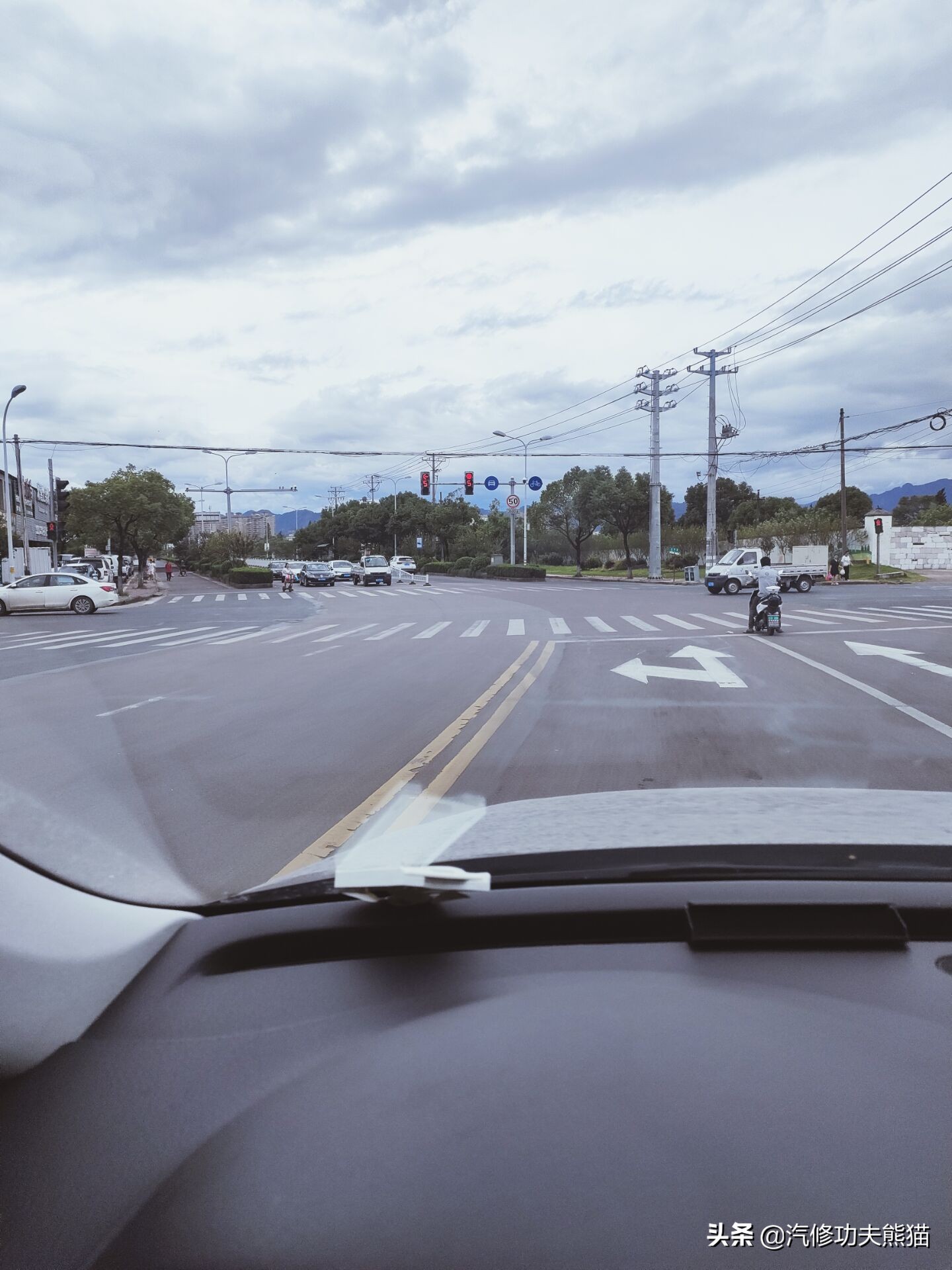 新款大众途锐烧机油吗,百万豪车为什么还烧机油