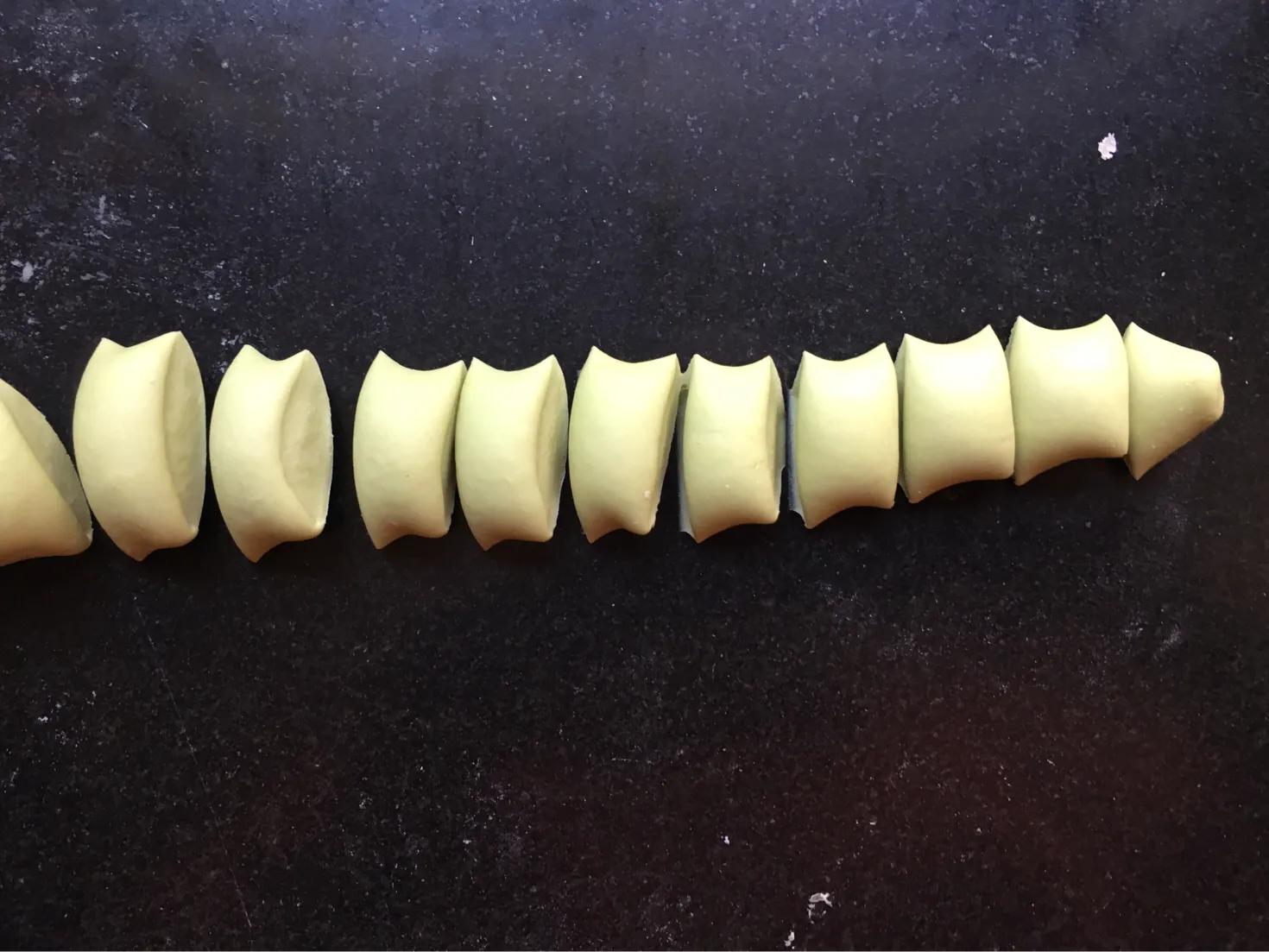 普通刀切太单调，做个这造型瞬间可爱爆棚，保准你看一遍就会