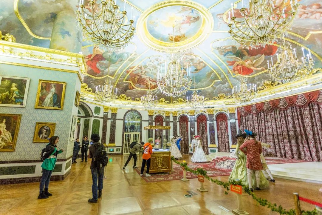 look缃戠孩,look鍝ュ摜