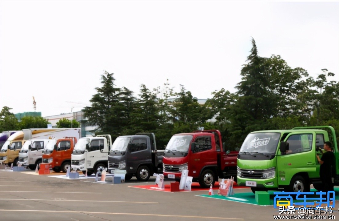 福田领航s1对比江铃顺达小卡,福田领航s1小卡排半柴油版价格