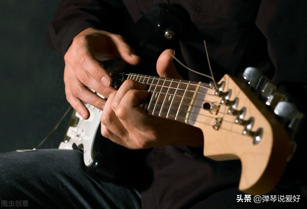 吉他新手怎么学会自己想学的歌,吉他刚学习和弦什么歌适合练习