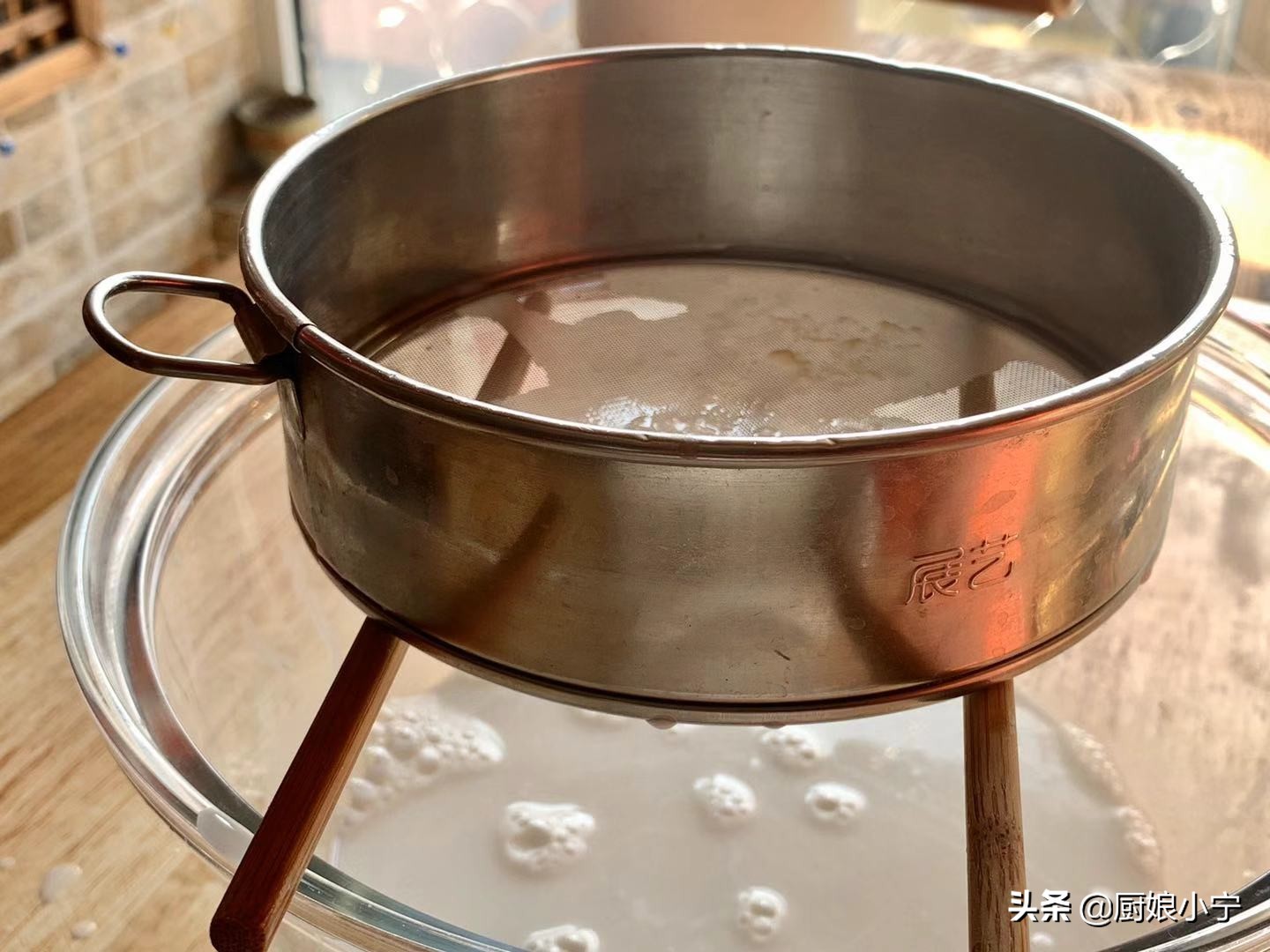 自制凉皮不筋道的秘诀,手工凉皮怎么做才能又软又筋道