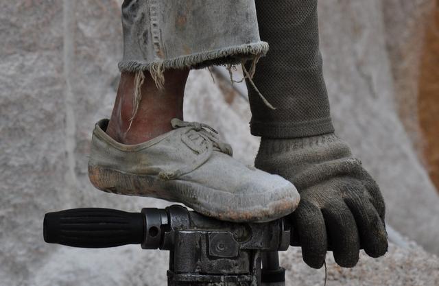 农民工进城打工陷阱,农民工进城打工条件