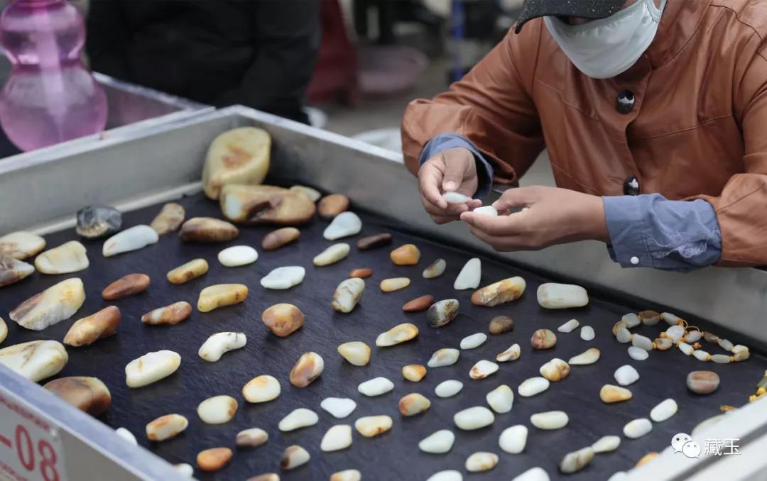 疫情下的绵阳众生相,防疫下的众生相