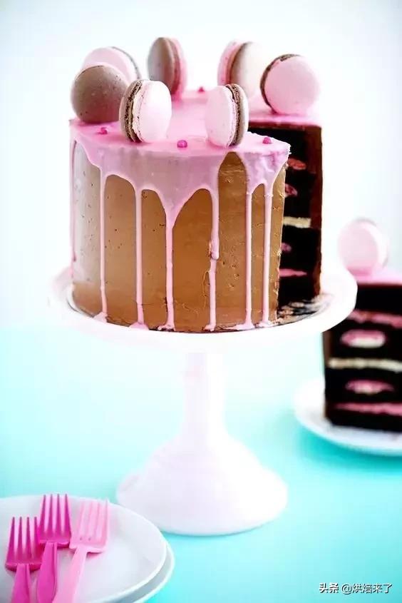 蛋糕刚开始烤开裂怎么解决,蛋糕放着会发霉怎么才能不发霉呢