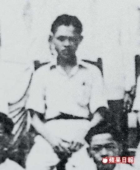 三房太太,13名子女,争夺几百亿家产,霍家宫斗比港剧精彩多了