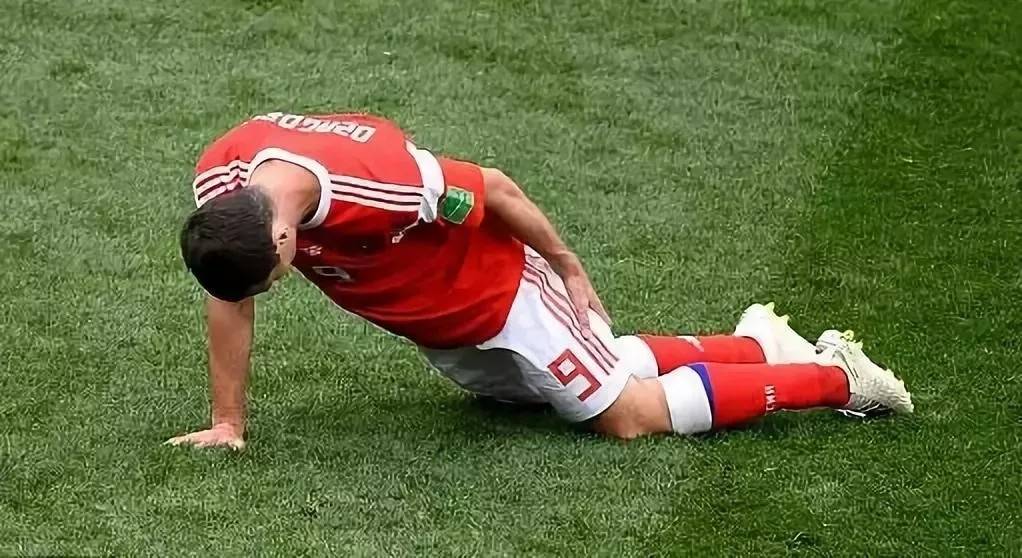 预防大腿后侧肌肉拉伤训练,预防大腿拉伤的动作