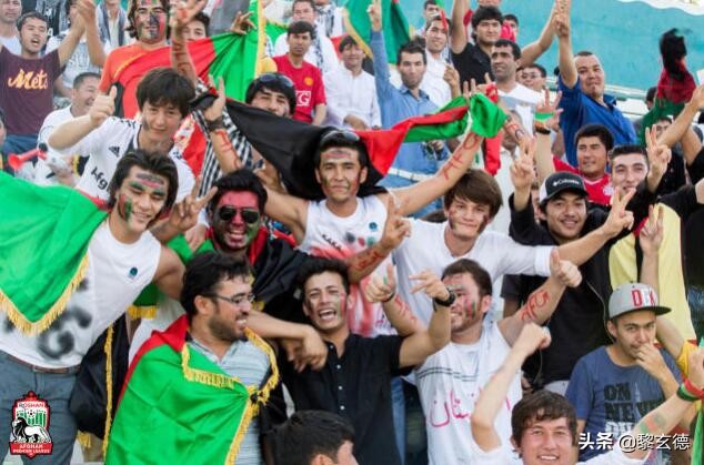 德甲再添阿富汗后裔，废墟中的足球世界，联赛赛会制月薪10美元